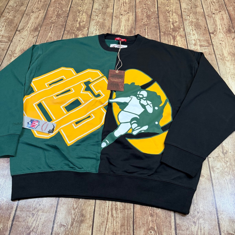 Mitchell Ness NFL Big Face Crew Sweatshirt Womens Small Green Bay Packers NWT